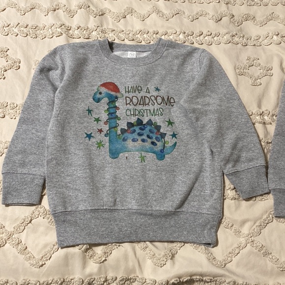 2 Christmas boy/girl holiday gray sweatshirts. Size 4T. - Picture 3 of 5